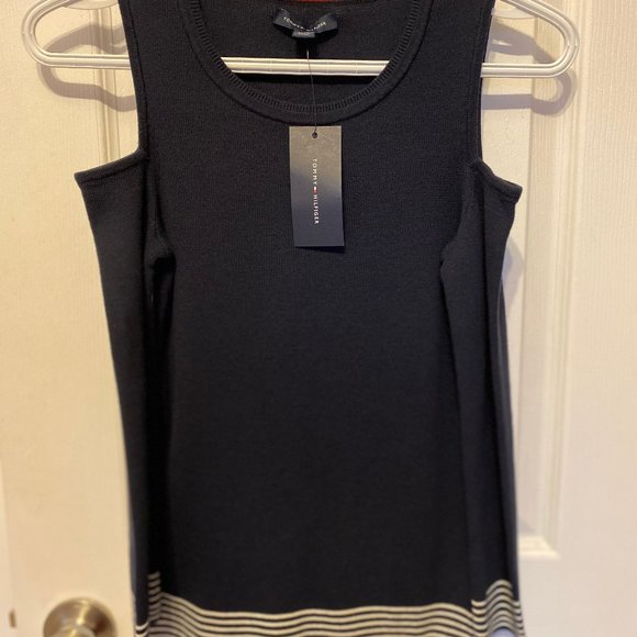 Tommy Hilfiger Open Shoulder Top - Picture 1 of 3